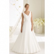 Robe de mariée Dalila simple et raffinée T 36 à 54 (Exclusivité boutique)