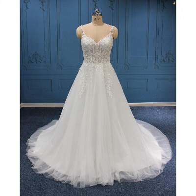 Robe de mariée Maïna T40 et 46 princesse  bretelles 