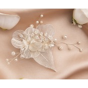 Barrette clip pour coiffure de mariage fleurs 3D ivoire et argenté