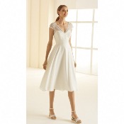 Achat en ligne. Robe de mariée courte Bornéa marque Bianco Evento T 36 à 46 