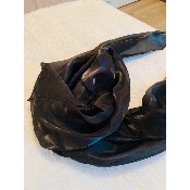 Étole en pointe organza noire